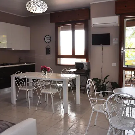 Marcella House - Near The Cagliari