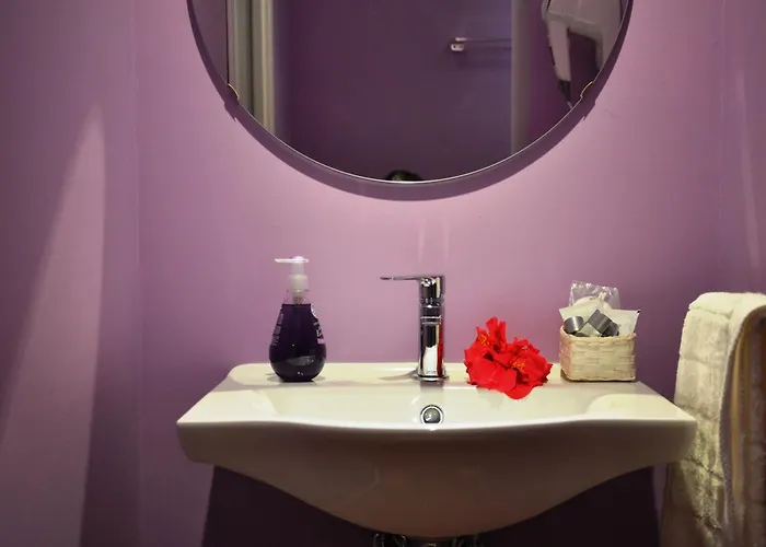 Marcella House - Near The Vendégház